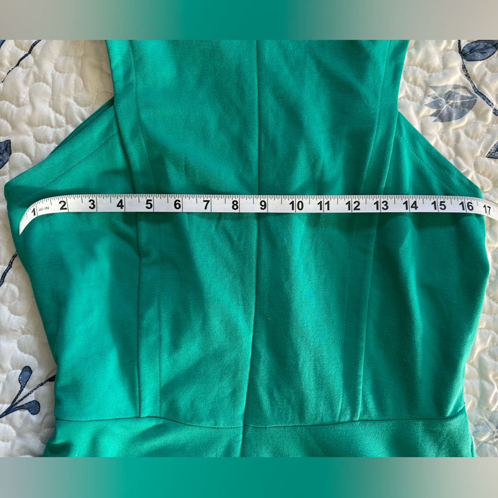 Banana Republic Green Sleeveless Knee-Length Dress - Picture 6 of 7
